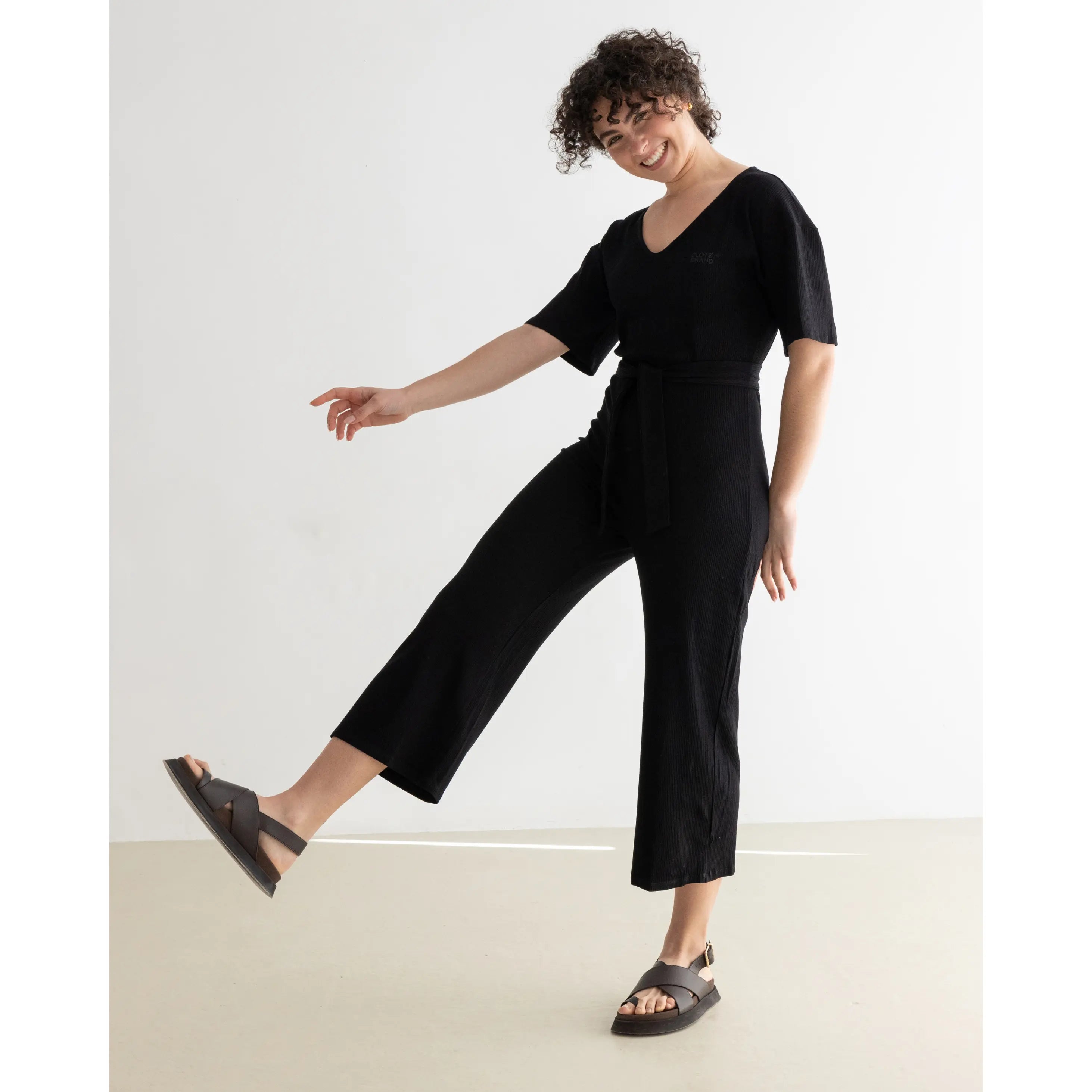 Look Mono Negro: Mejores 12 Ideas de Combinaciones