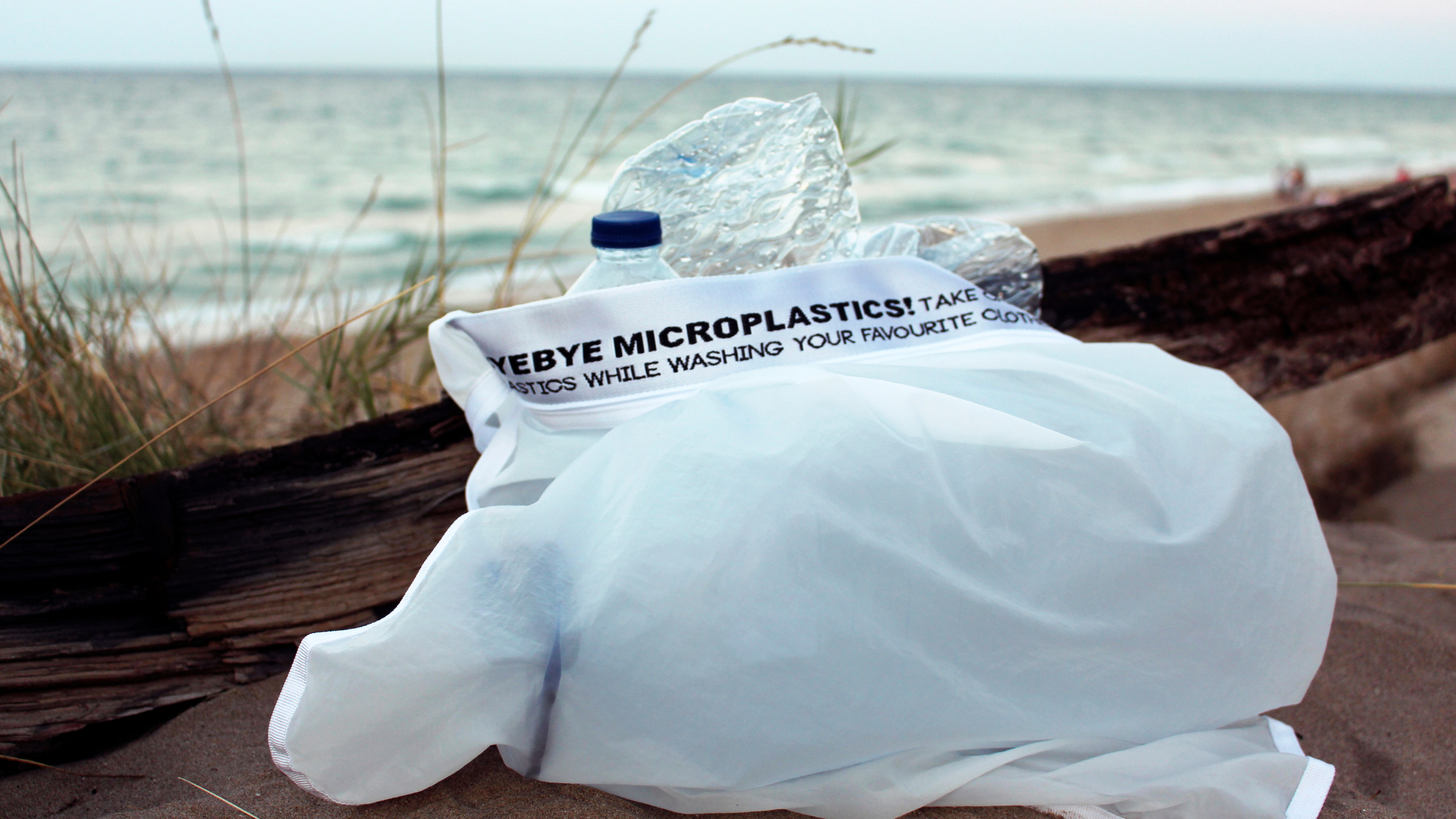 Qué son los microplasticos