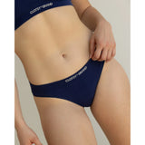 Slip bleu marine classique