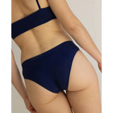 Slip bleu marine classique